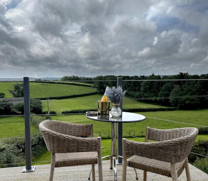 Photo of Patio Balcony in Miskin