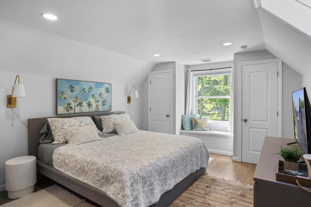 Photo of Bedroom in Southold
