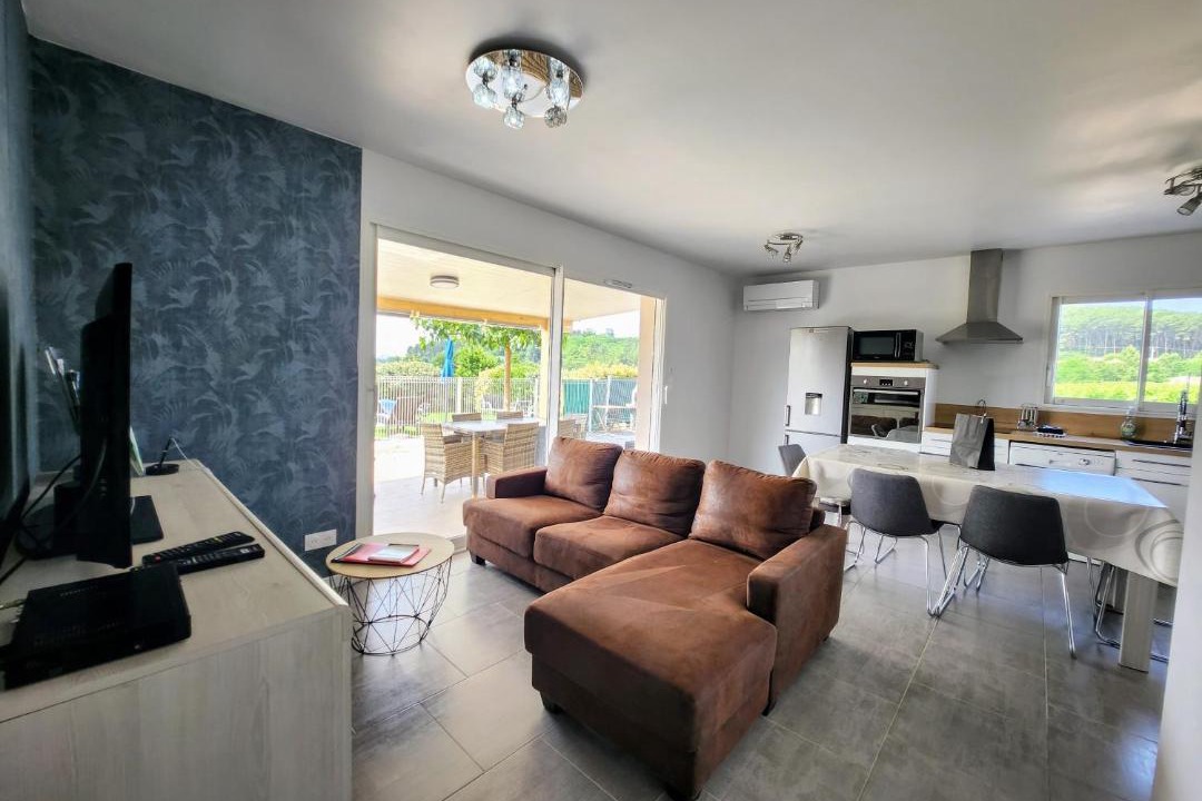 Photo of Livingroom in Joyeuse