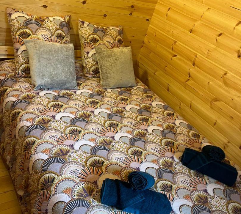 Photo of Bedroom in Beaumesnil