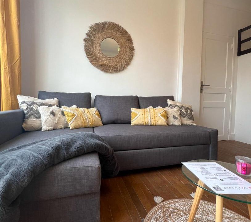 Photo of Livingroom in 14th Arrondissement