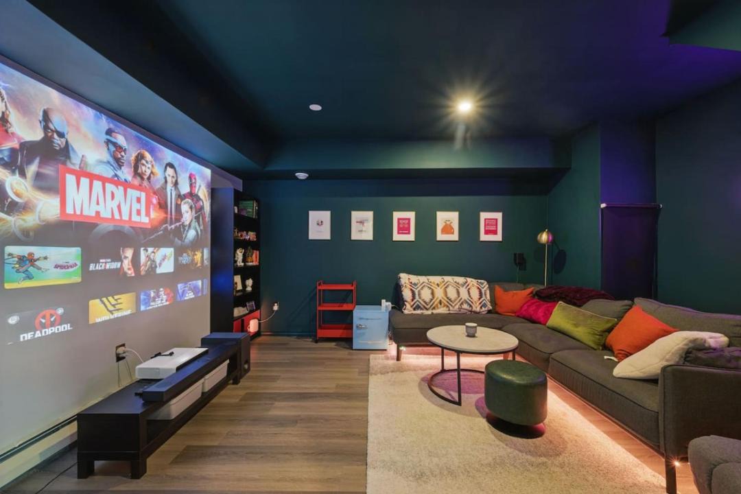 Photo of Livingroom in Fall River