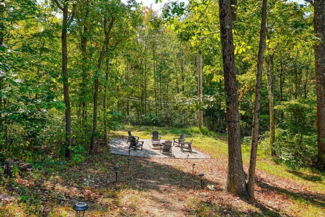 Photo of Outdoor in Nelsonville