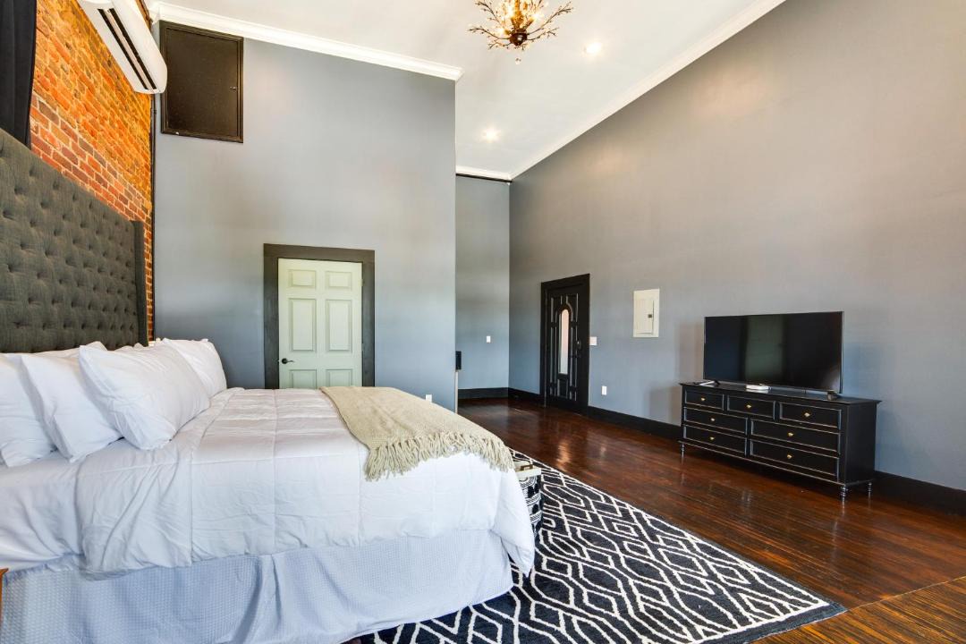 Photo of Bedroom in Marshall