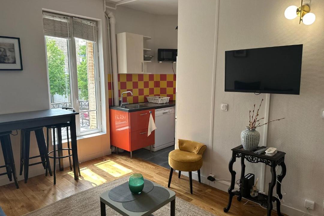 Photo of Livingroom in Suresnes
