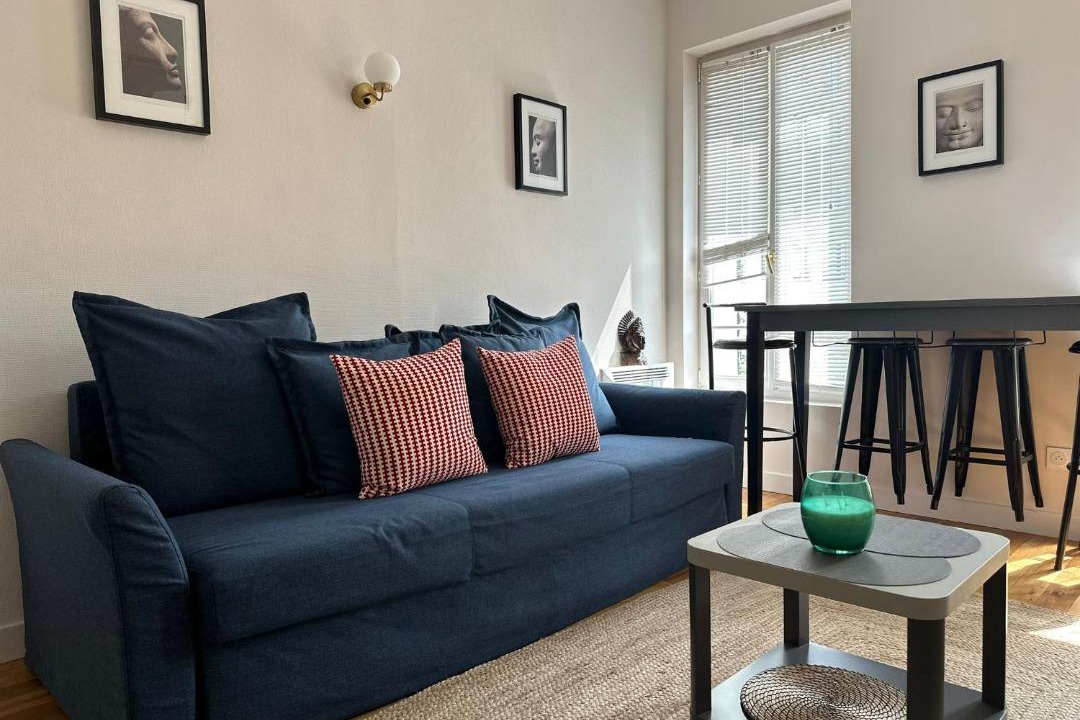Photo of Livingroom in Suresnes