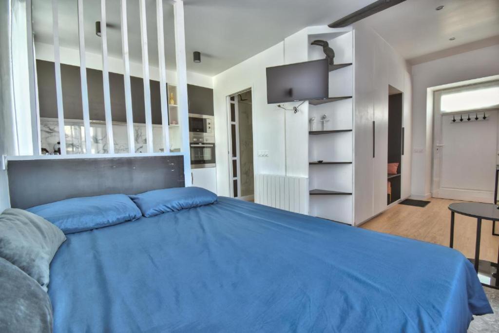 Photo of Bedroom in Maintenon