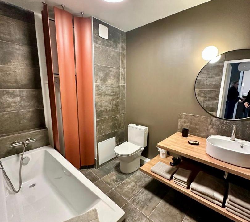 Photo of Bathroom in Aiguerelles