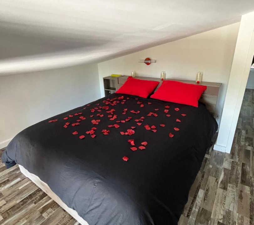 Photo of Bedroom in Moulis-en-Medoc