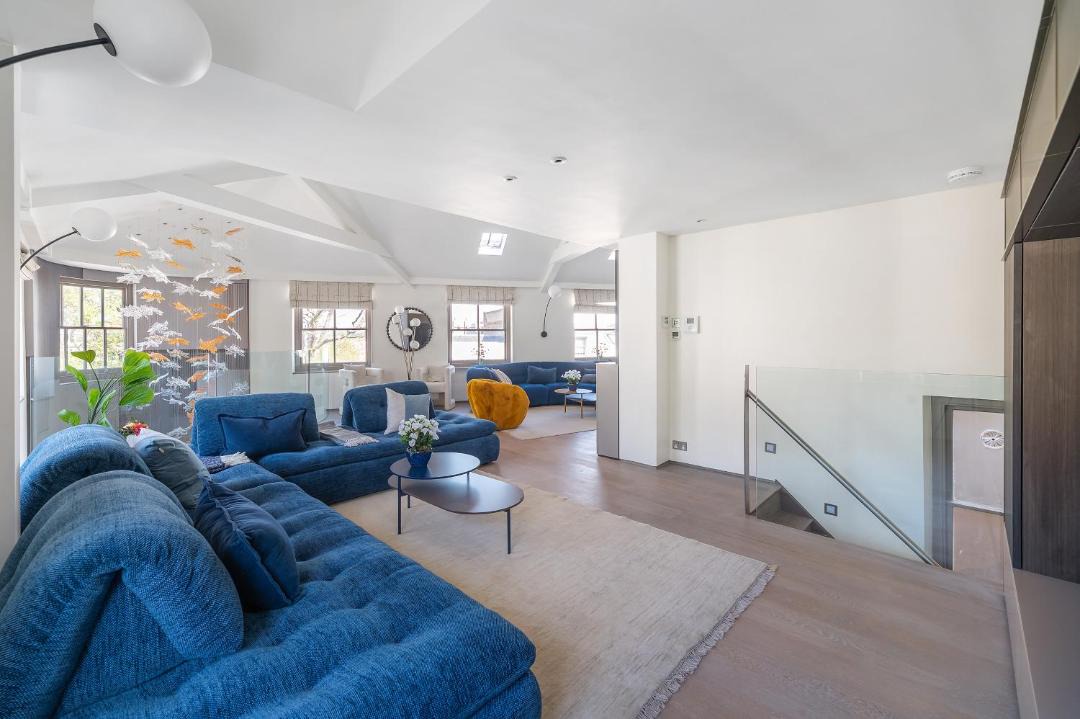 Photo of Livingroom in Colville