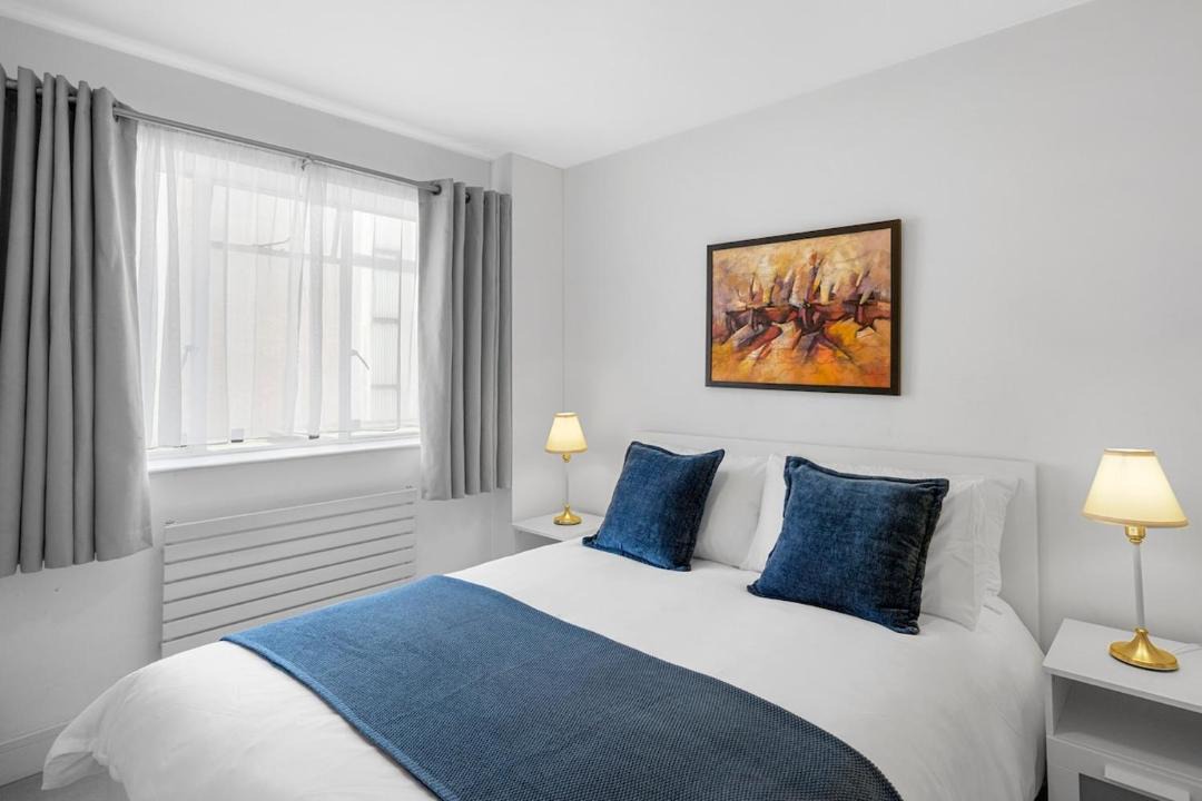 Photo of Bedroom in Knightsbridge