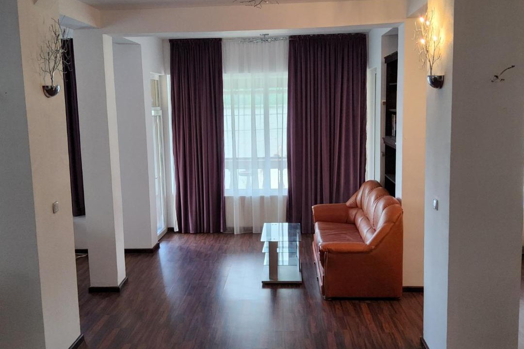 Photo of Livingroom in Eselnita