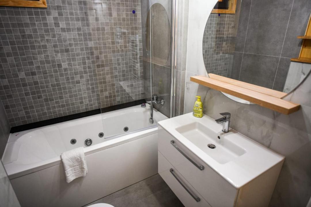 Photo of Bathroom in Beclean