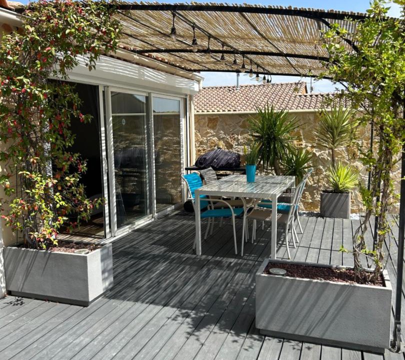 Photo of Patio Balcony in Pont-Saint-Esprit
