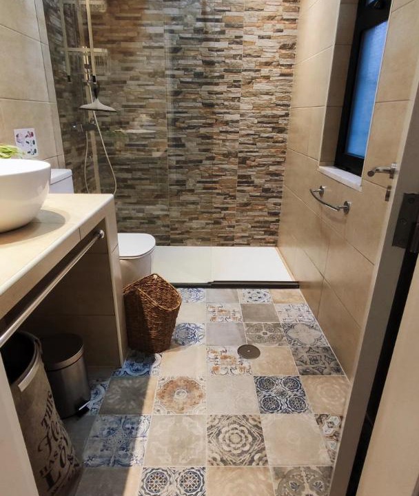 Photo of Bathroom in Azinhal e Amendoeira