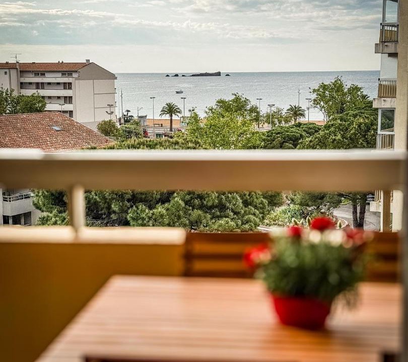 Photo of Patio Balcony in Frejus Plage