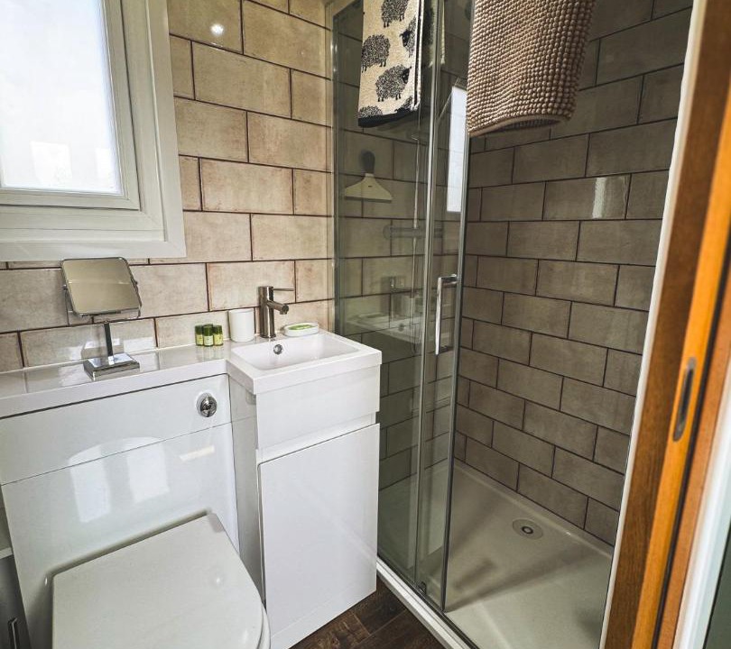 Photo of Bathroom in Godshill
