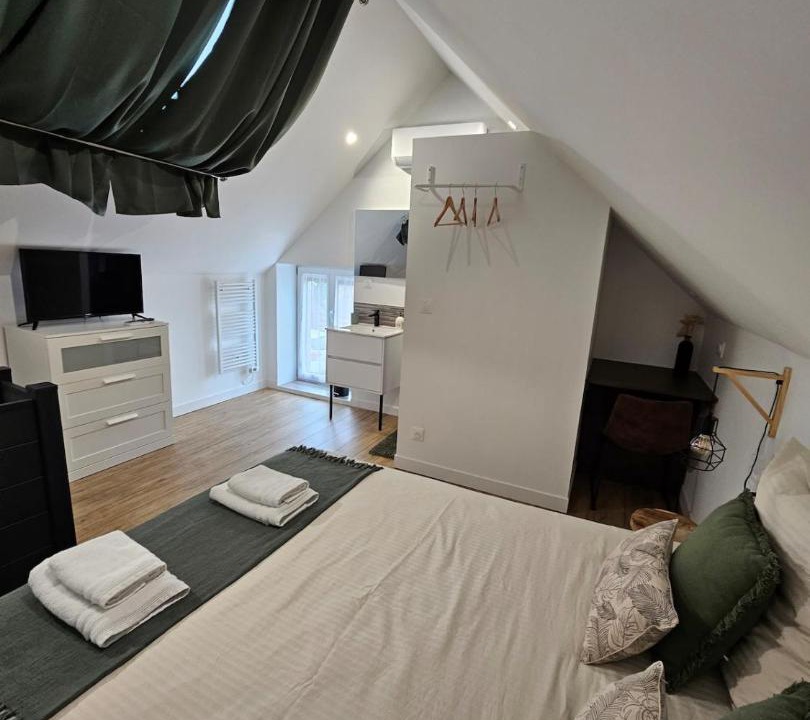 Photo of Bedroom in Nouan-sur-Loire