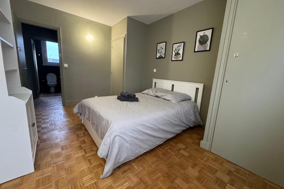 Photo of Bedroom in Le Marais
