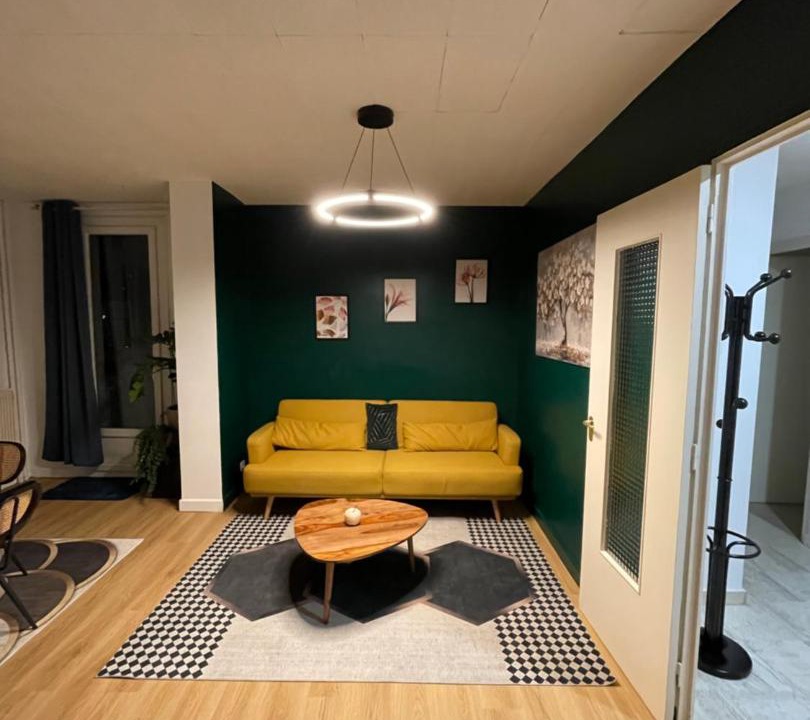 Photo of Livingroom in Faubourg Saint-Jacques