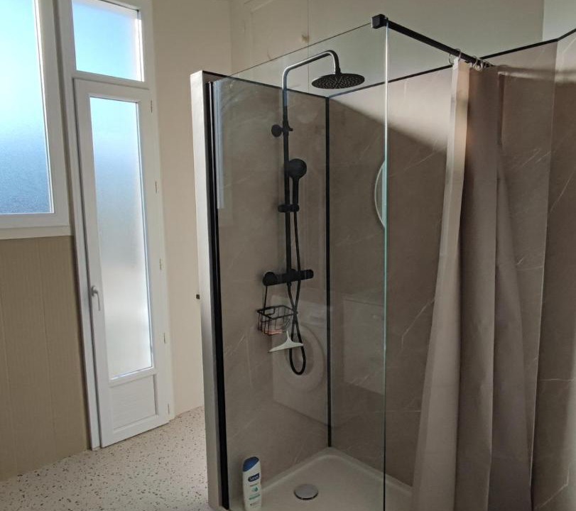 Photo of Bathroom in Quartier de France