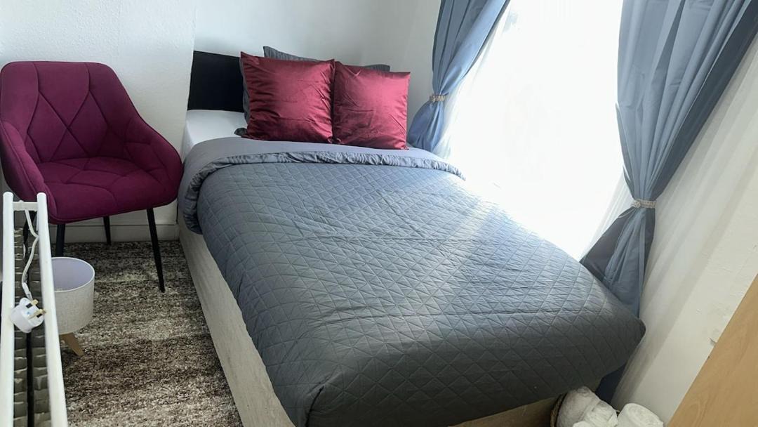 Photo of Bedroom in Kensal Green