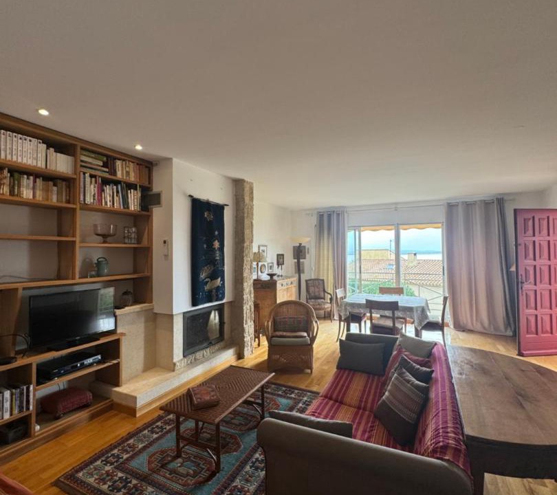 Photo of Livingroom in Bages
