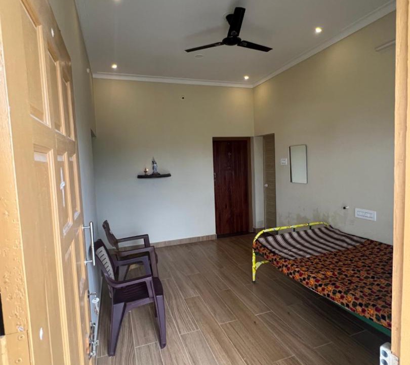 Photo of Bedroom in Tiruchendur