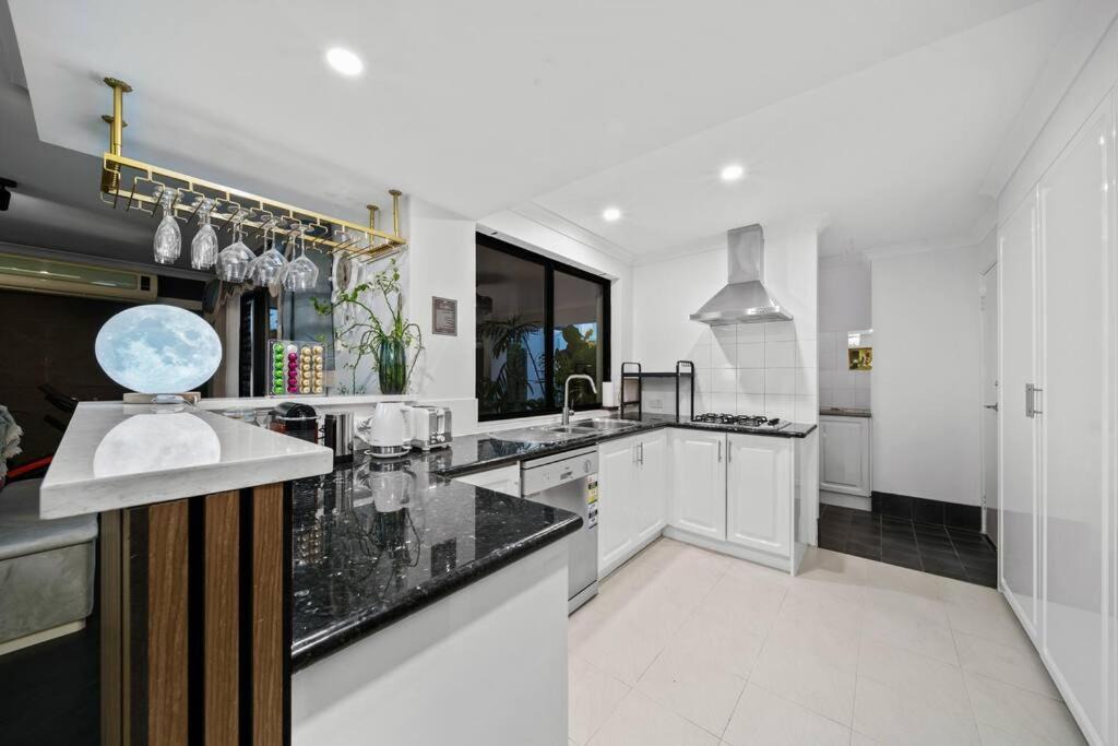 Photo of Kitchen in Victoria Park