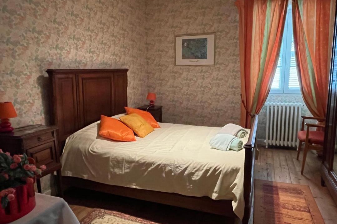 Photo of Bedroom in Mesnac