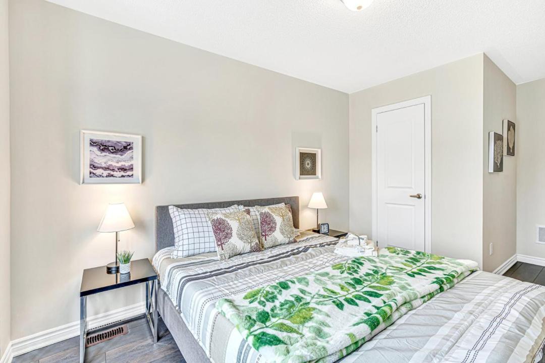 Photo of Bedroom in Thorold