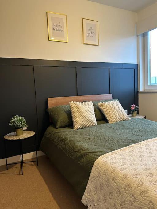 Photo of Bedroom in Island Gardens
