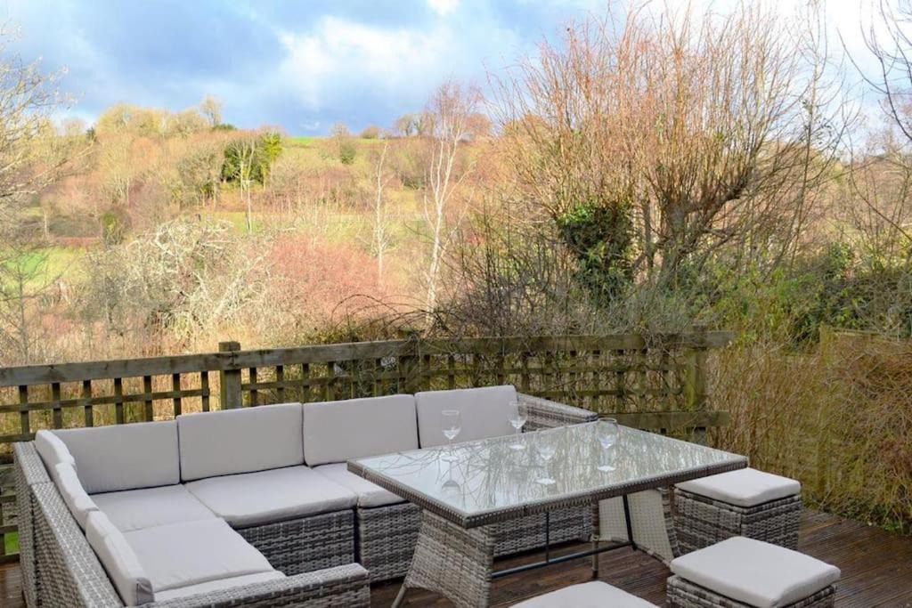 Photo of Patio Balcony in Heligan