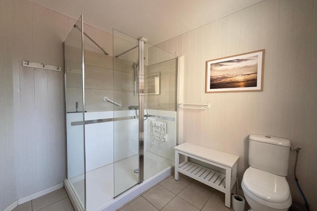 Photo of Bathroom in Tour-en-Bessin
