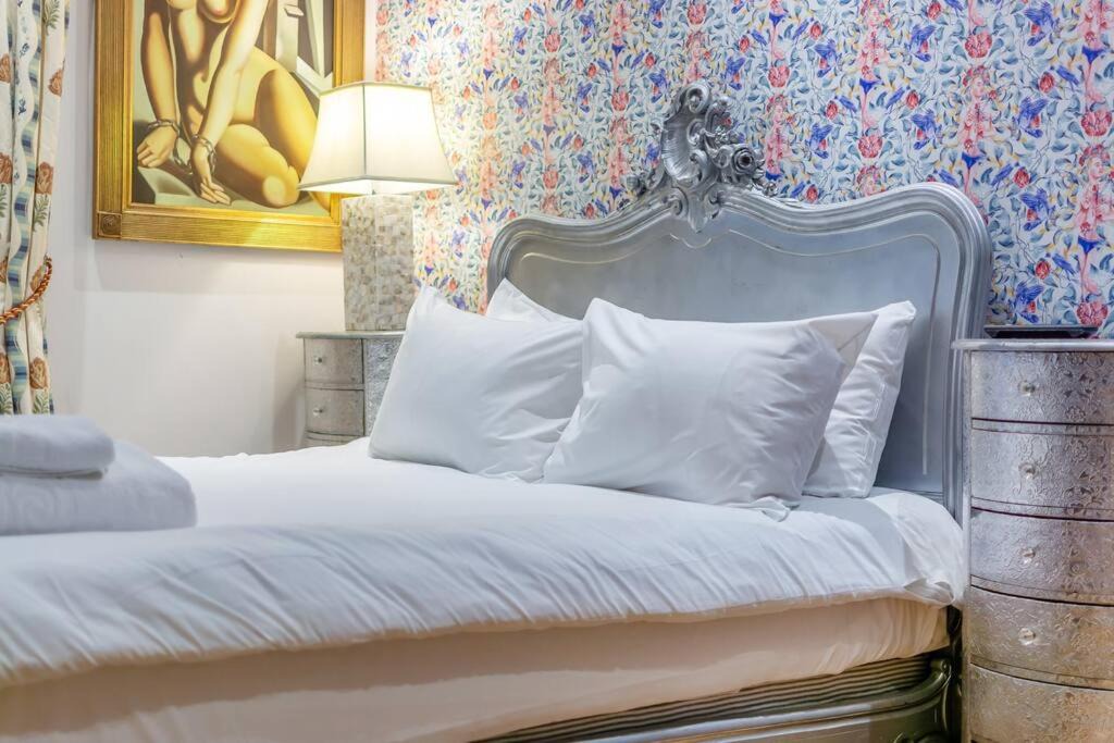 Photo of Bedroom in Bloomsbury