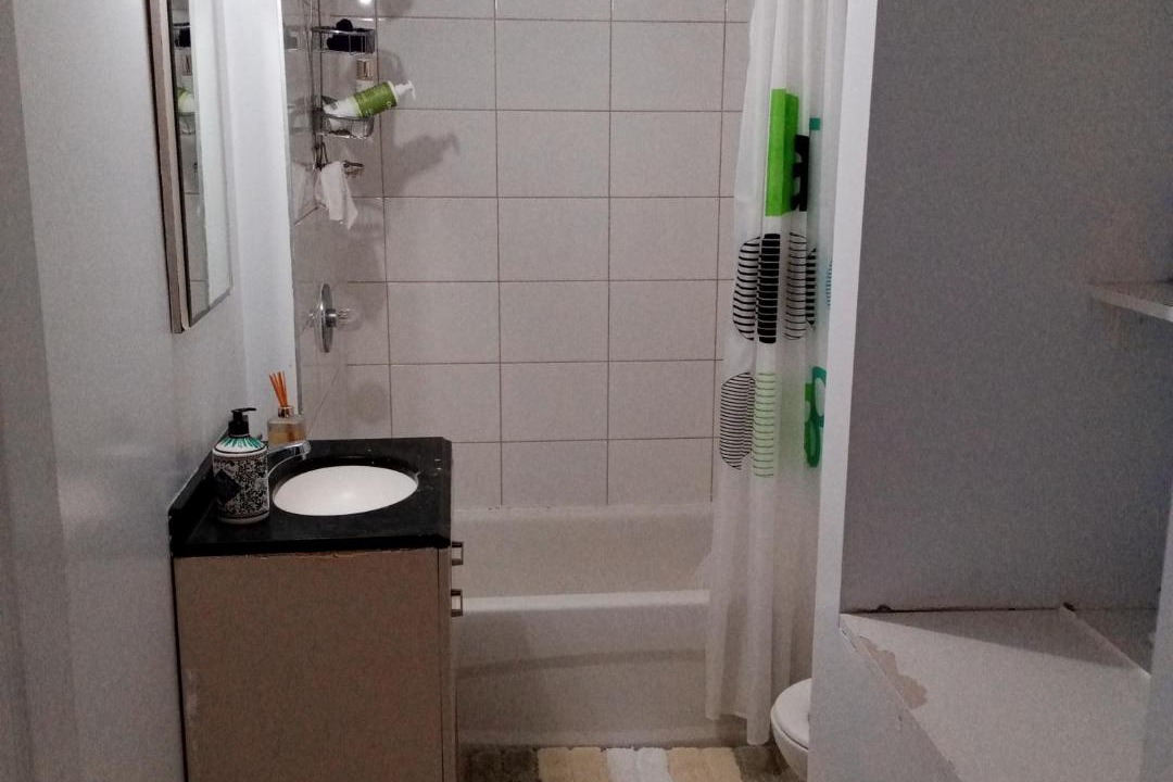 Photo of Bathroom in Ledbury - Heron Gate - Ridgemont - Elmwood