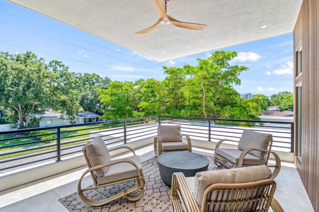 Photo of Patio Balcony in Arlington Park