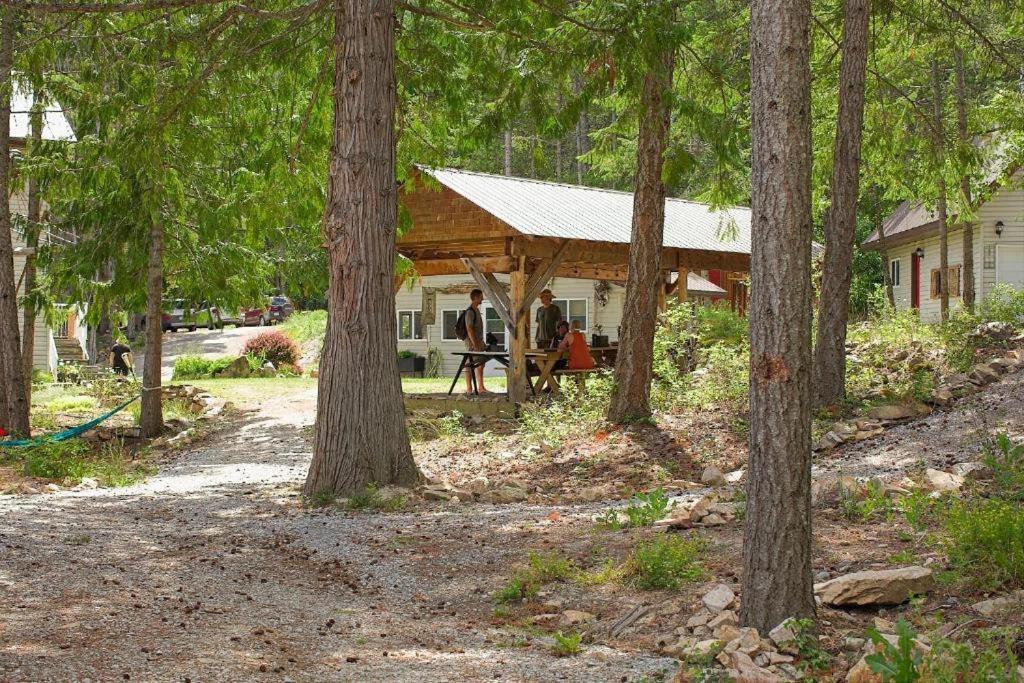 Photo of Others in Kaslo