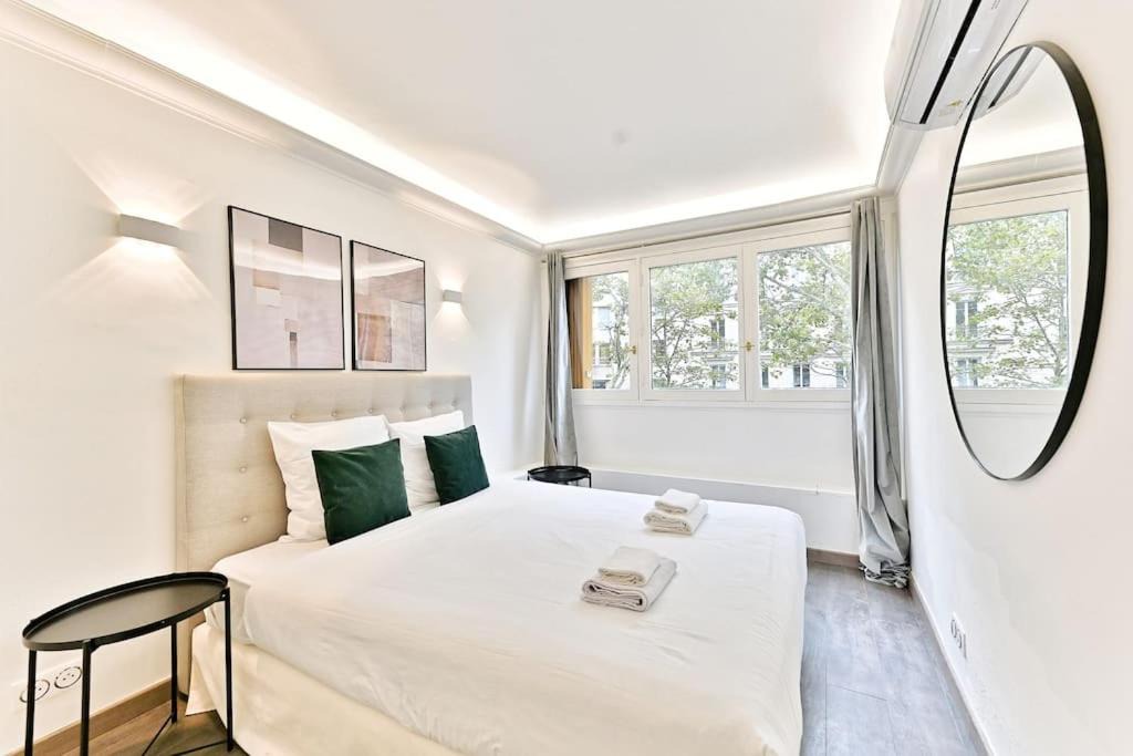 Photo of Bedroom in Combat