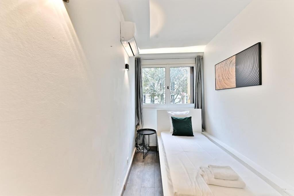 Photo of Bedroom in Combat