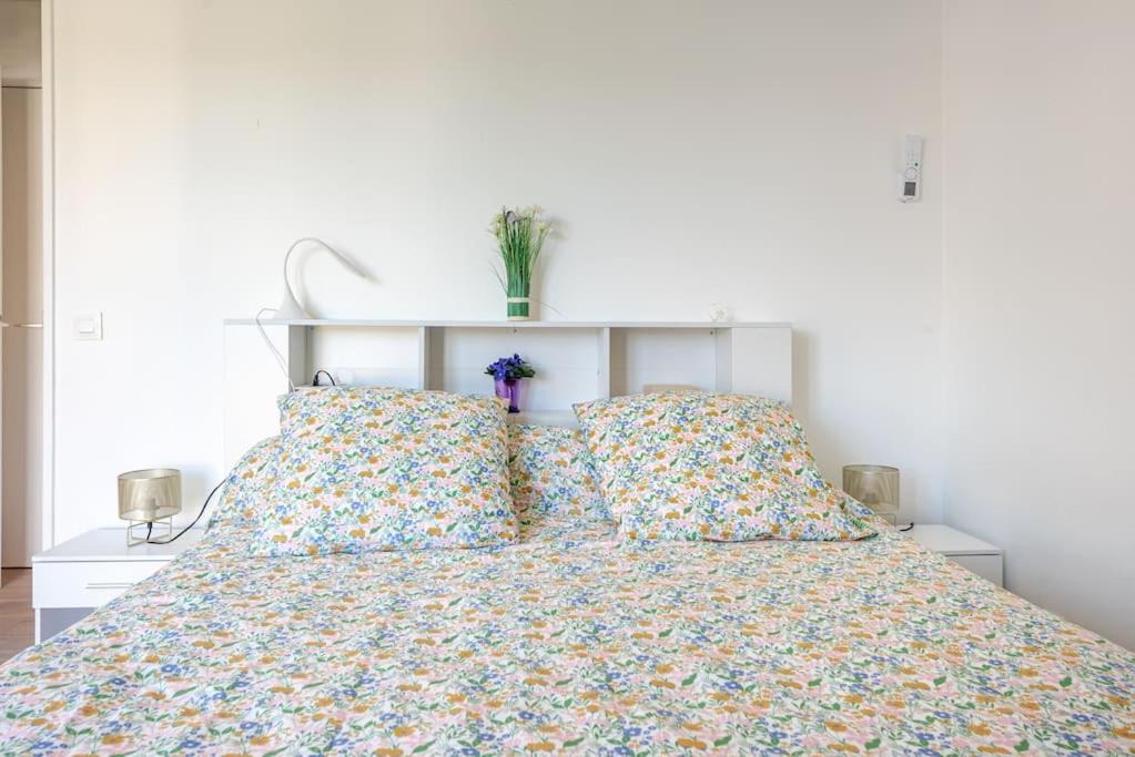 Photo of Bedroom in Lodi