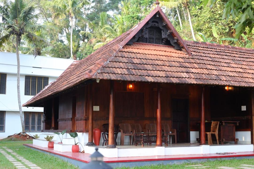 Photo of Others in Poovar
