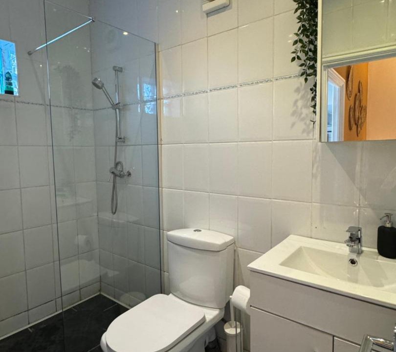 Photo of Bathroom in Cantelowes