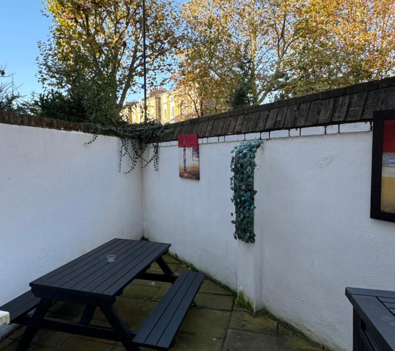 Photo of Patio Balcony in Cantelowes