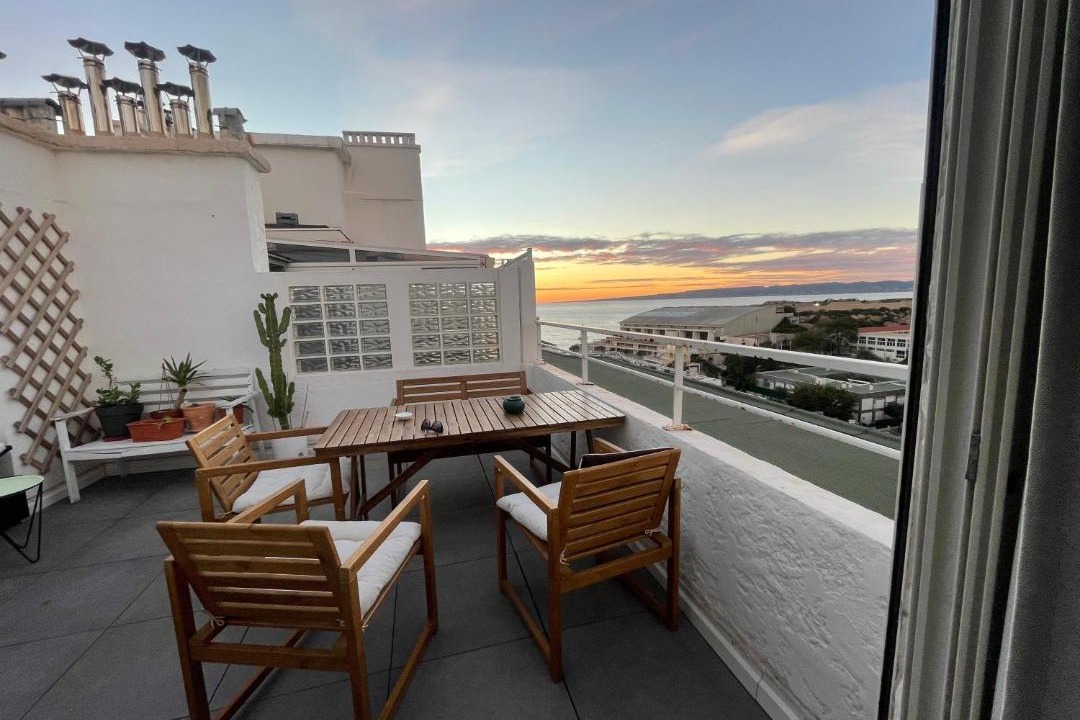 Photo of Patio Balcony in Le Pharo