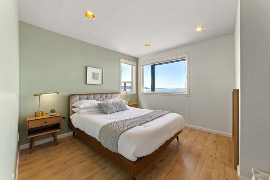 Photo of Bedroom in Ferndale