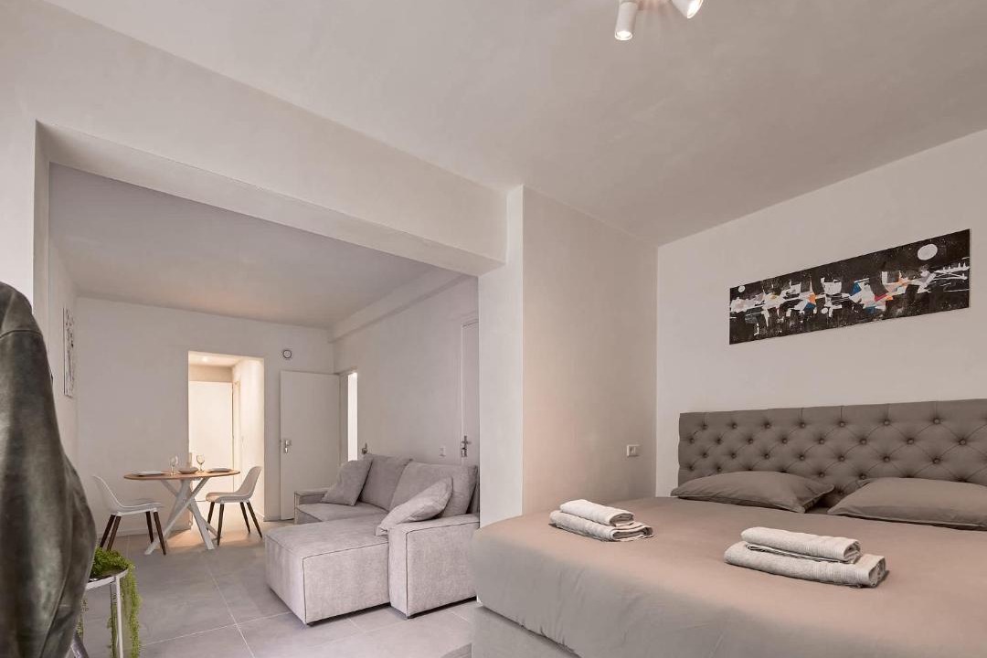 Photo of Bedroom in Stratum