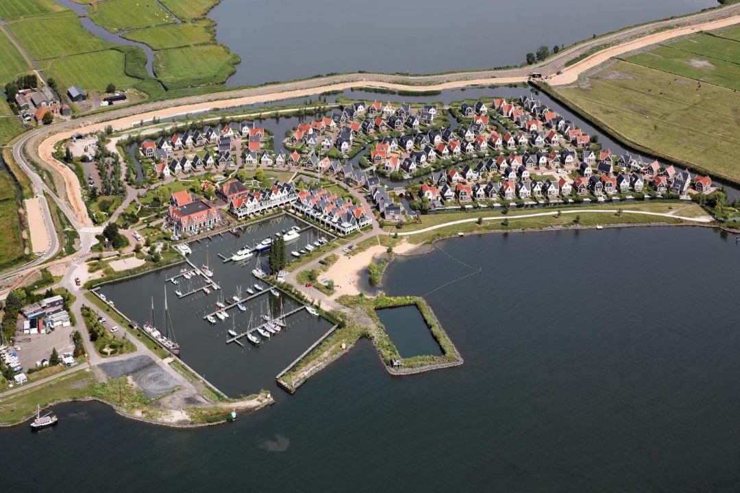 Photo of Others in Uitdam
