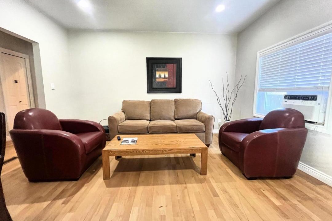 Photo of Livingroom in Chilliwack Proper Village West