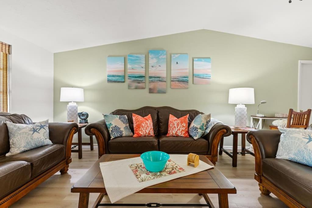 Photo of Others in Gulf Gate Estates